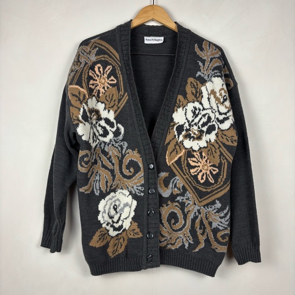 Norton McNaughton Sweaters - Vintage Women’s Norton McNaughton Gray Floral Cardigan Fair Isle Cottagecore